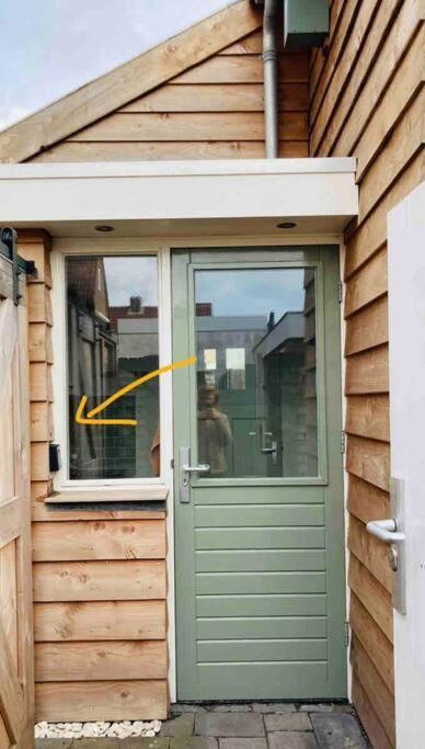 The Birdhouse, Tiny Home Close To The Beach Нордвик Екстериор снимка